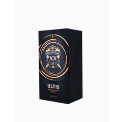 Blended Scotch Whiskey Chivas Regal Ultis XX 20Y.