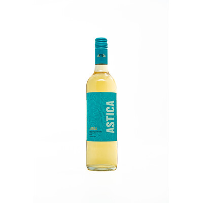 White wine Sauvignon Blanc and Semillon Astika 2018. 0.75 l. A trap