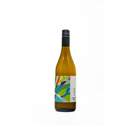 White wine Sauvignon Blanc Carrepe Riverine Hills 2022. 0.75 l. Vinprom Svishtov