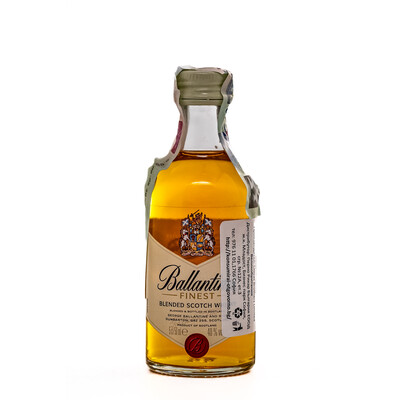 Blended Scotch Whiskey Ballantine's 0,05l.