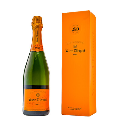 Шампанско Вьов Клико Брут 0,75л. Кутия Юбилейна 250 години