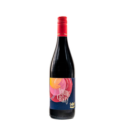 Младо червено вино Янг енд Крейзи 2021г. 0,75л.