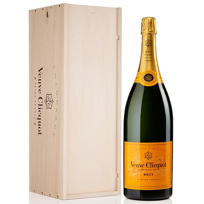 Champagne Veuve Clicquot Brut, Wooden box