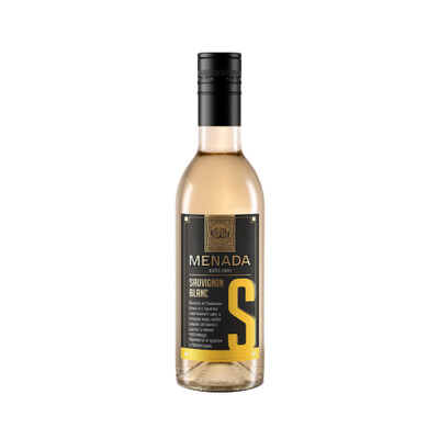 white wine Sauvignon Blanc Menada 2024