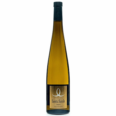 Santa Sarah Traminer