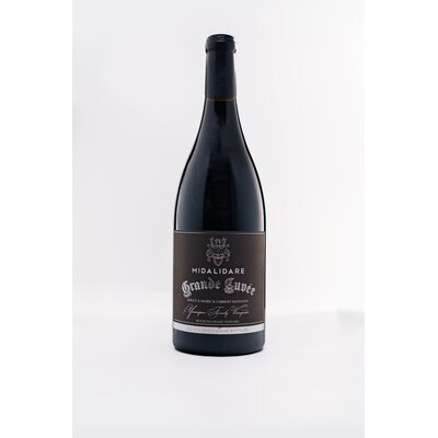 Red wine Merlot, Malbec and Cabernet Sauvignon Grand Cuvée 2013. 1.50 l. Midalidare Estate