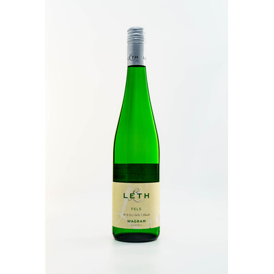 White wine Riesling Fells Classic Wagram 2022. 0.75 l. Weingut Lеt
