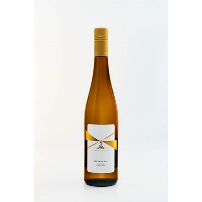 White wine Riesling Single Vineyard 2023. 0.75 l. Wine Cellar Varna Bulgaria