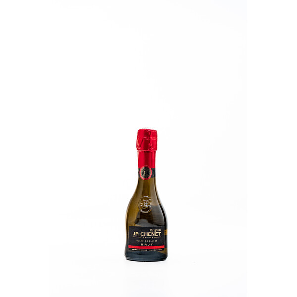 Sparkling wine JP Chenet white brut