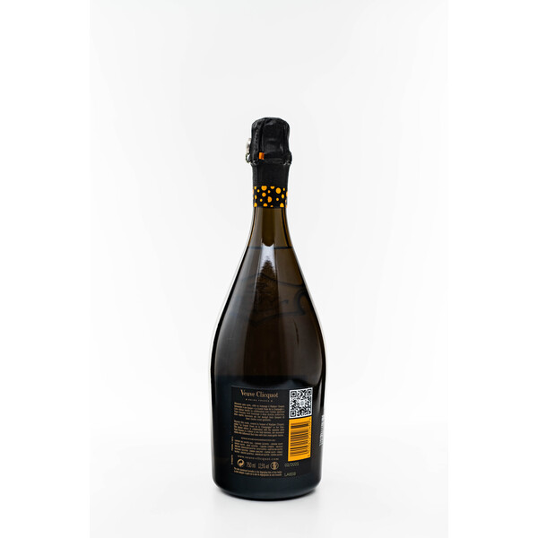 Champagne La Grand Dame 2012 0.75 l. without a box