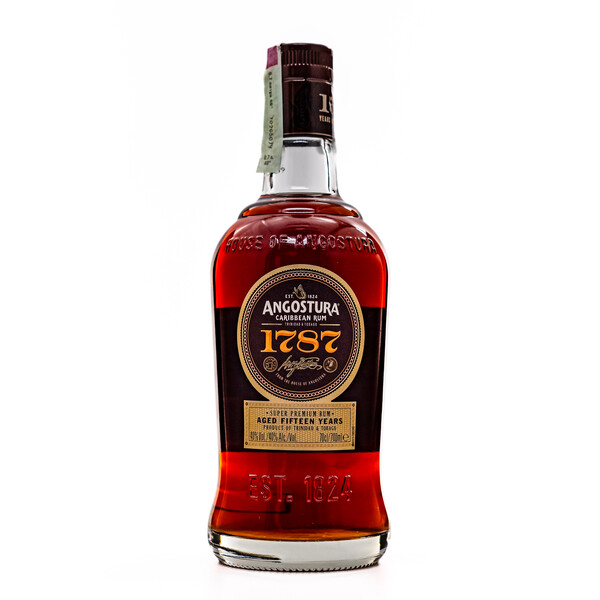 Rum Premium Angostura 1787 15 years. 0.70 l. Box
