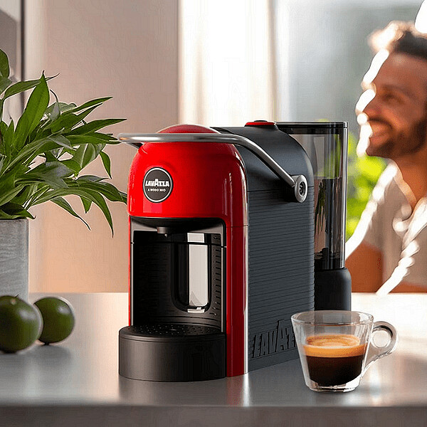 Lavazza A Modio Mio Jolie Evo Coffee Capsule Machine / colour : red